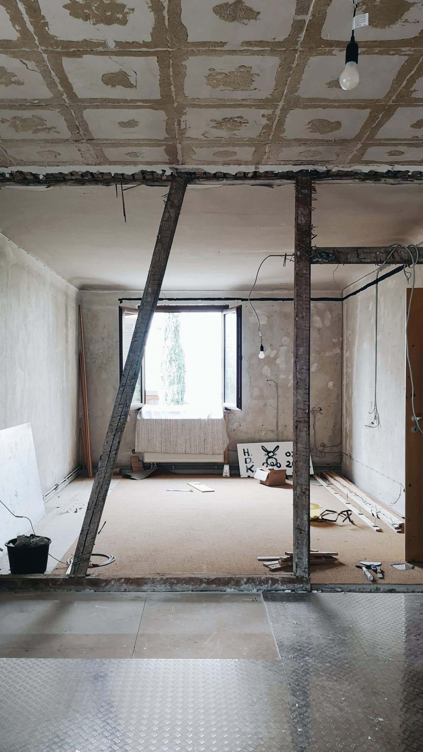 Wanddurchbruch im künftigen Wohn- und Essbereich, Haus K10
